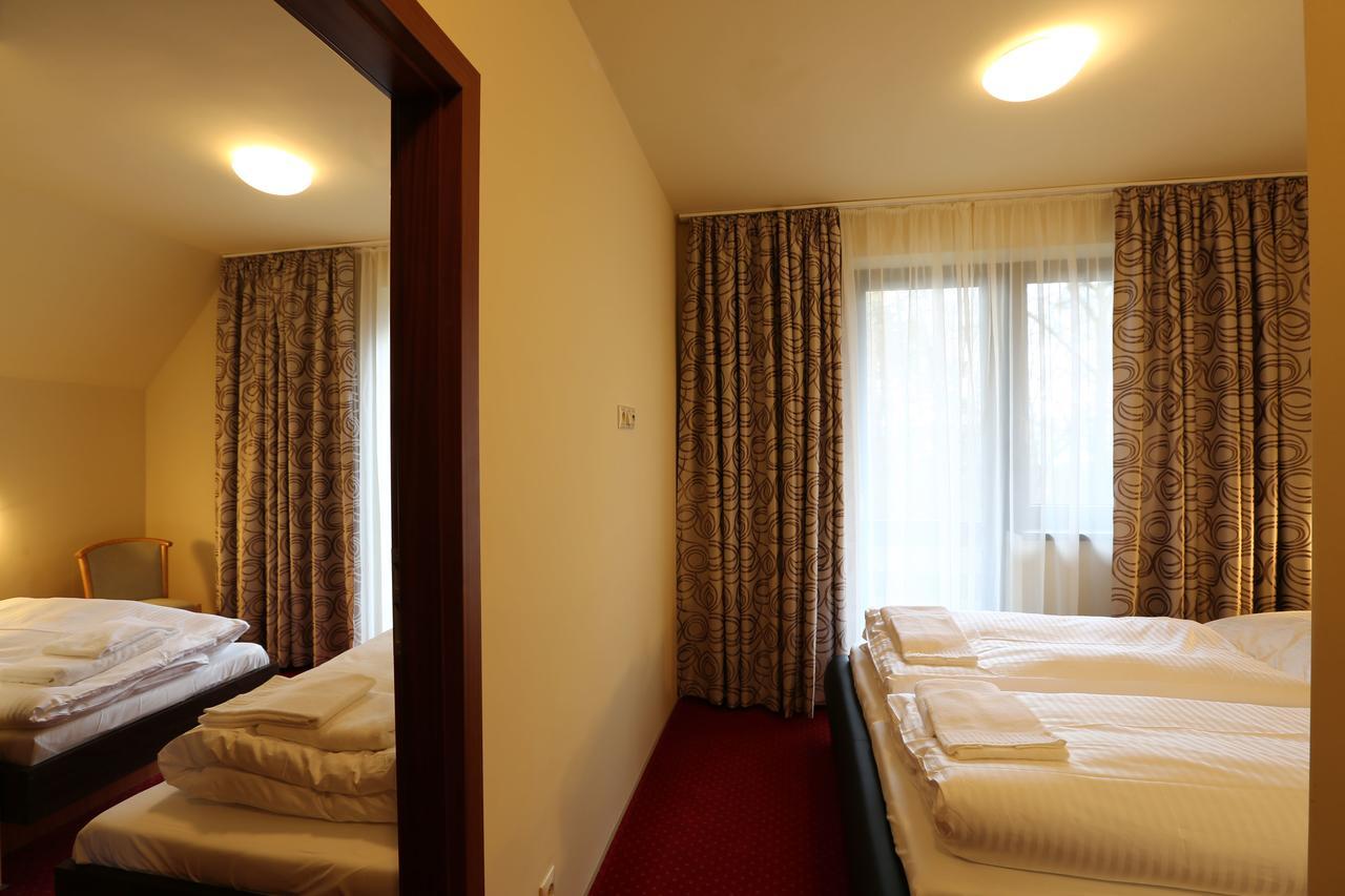 Hotel Tatran Ковачова Экстерьер фото