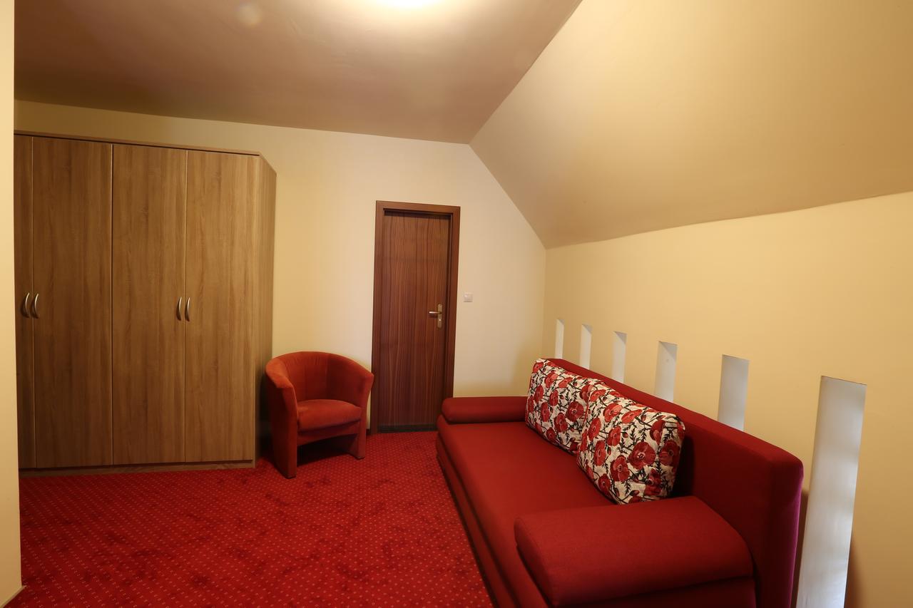 Hotel Tatran Ковачова Экстерьер фото